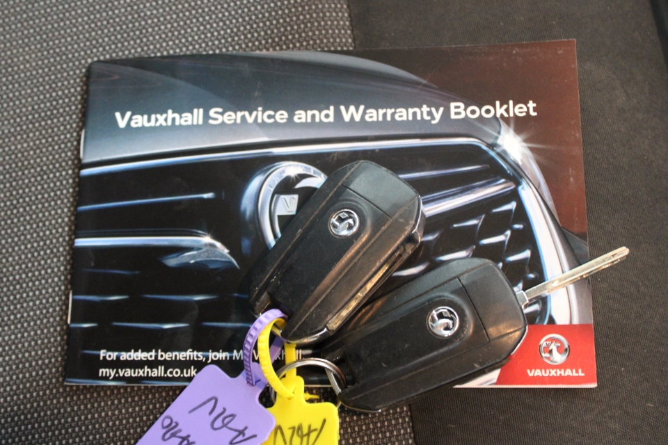 Vauxhall Vivaro 