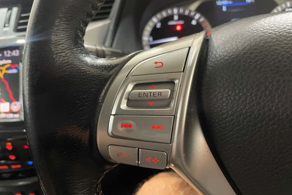 Nissan Navara 