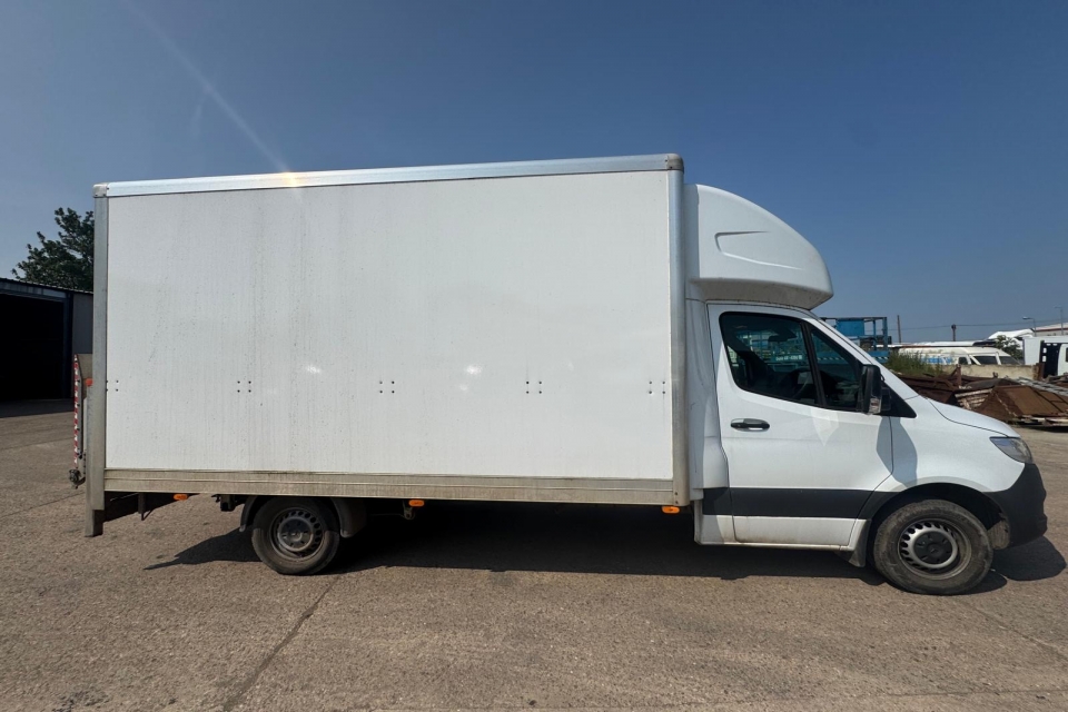 Mercedes-Benz Sprinter 