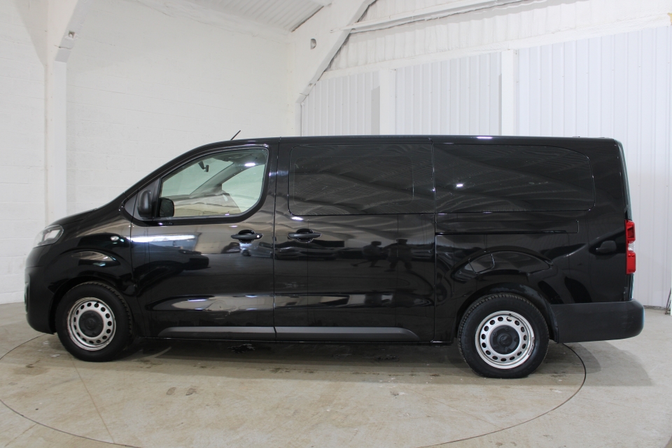 VAUXHALL VIVARO LIFE 