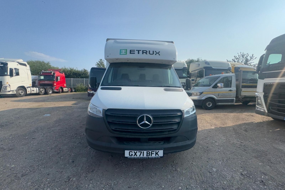 Mercedes-Benz Sprinter 