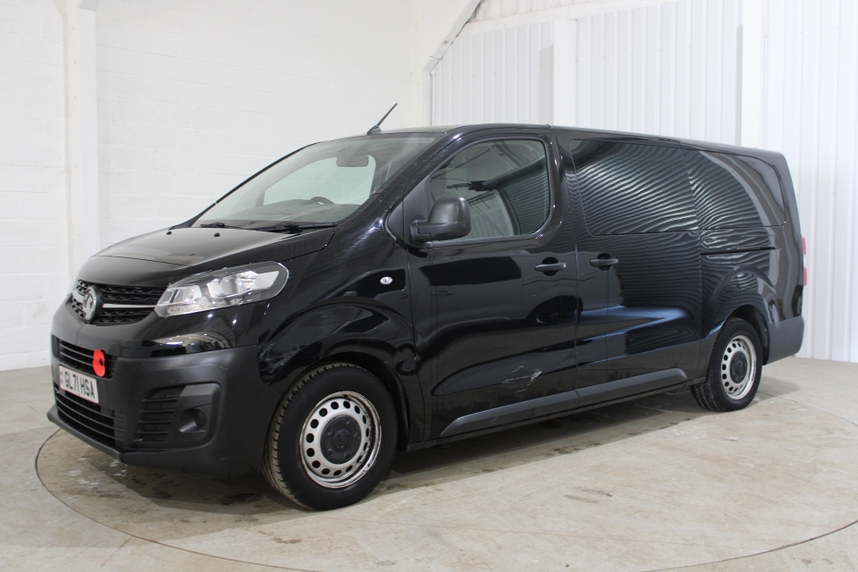 VAUXHALL VIVARO LIFE 