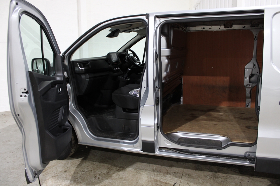 RENAULT TRAFIC 
