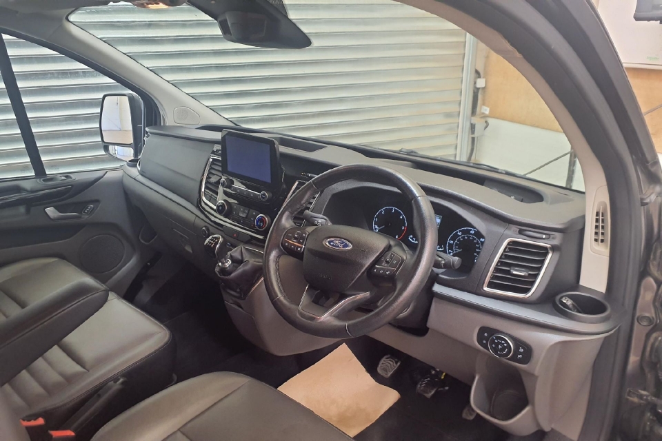FORD TRANSIT CUSTOM 