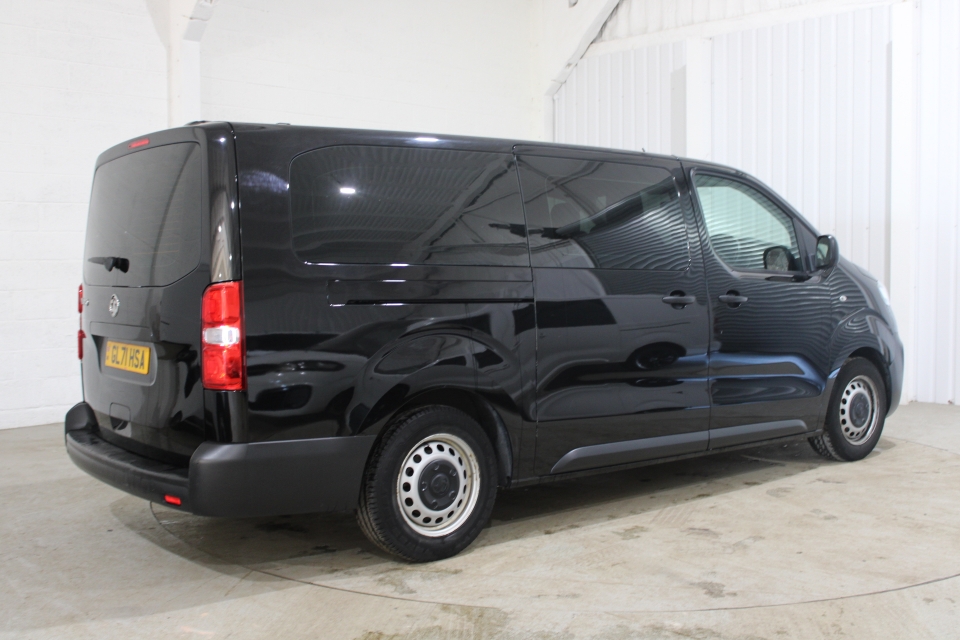 VAUXHALL VIVARO LIFE 