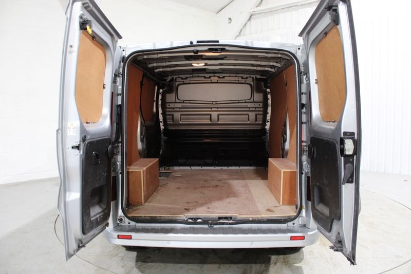 RENAULT TRAFIC 