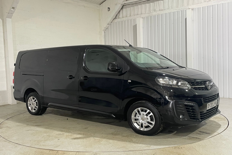 VAUXHALL VIVARO 