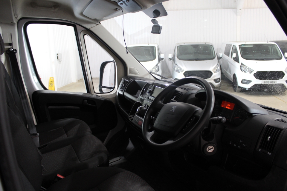 Peugeot Boxer 