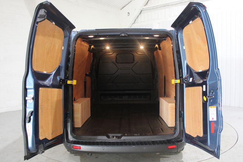 FORD TRANSIT CUSTOM 