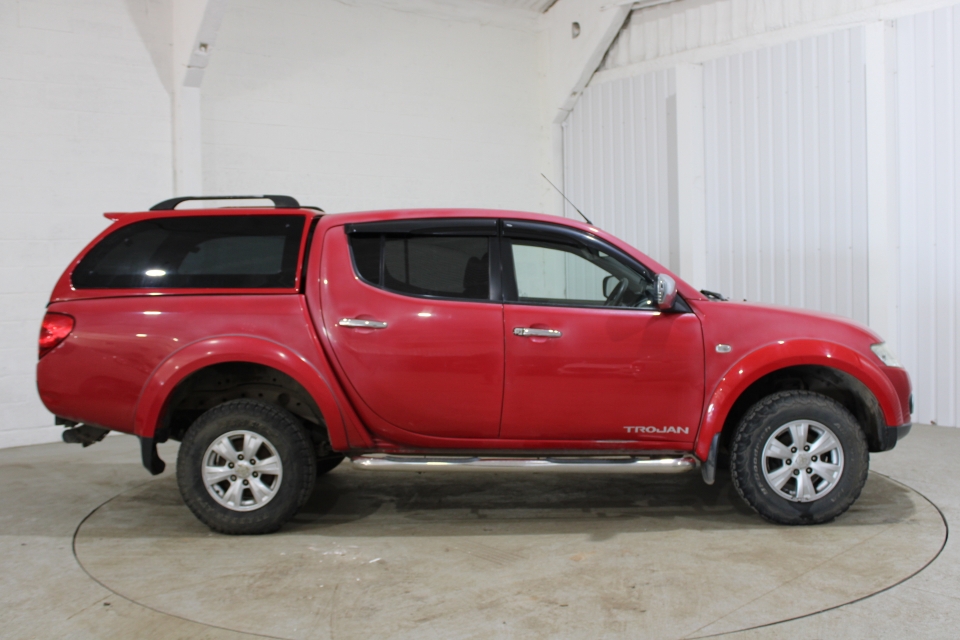 Mitsubishi L200 