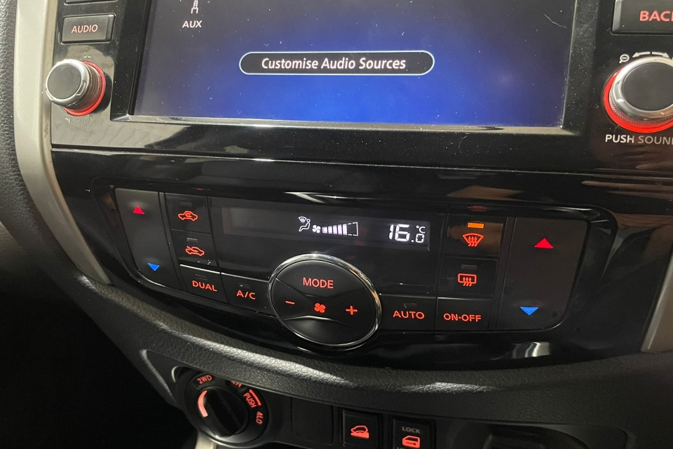 Nissan Navara 
