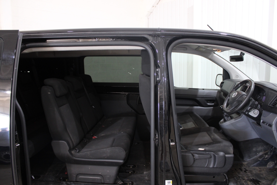 VAUXHALL VIVARO LIFE 