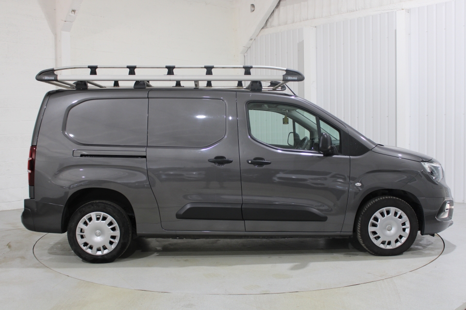VAUXHALL COMBO 