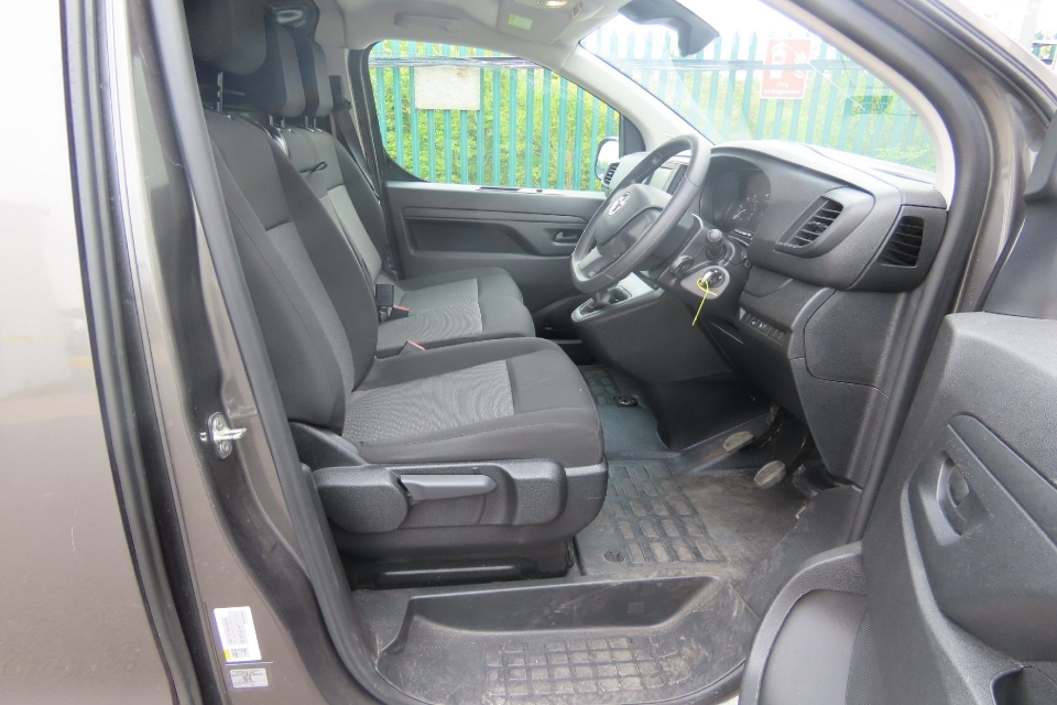 Vauxhall Vivaro 