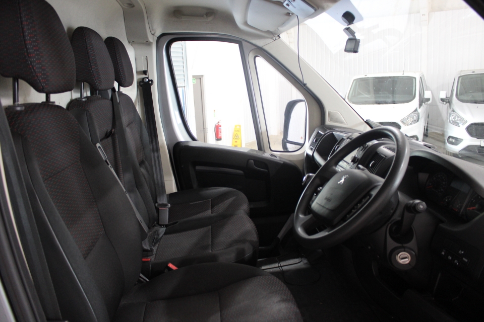 Peugeot Boxer 