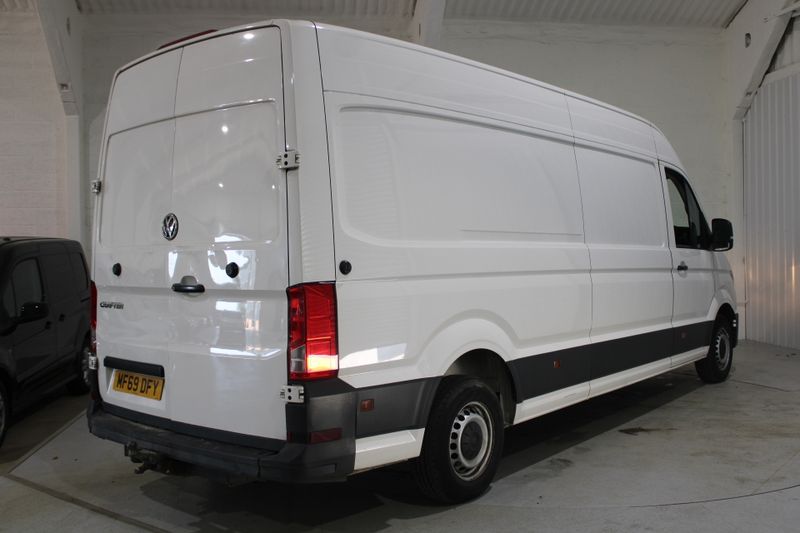 VOLKSWAGEN CRAFTER 