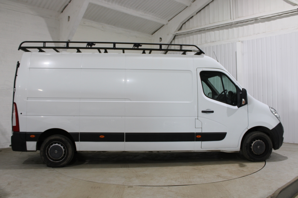 Vauxhall Movano 