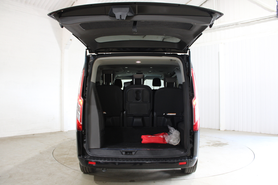 Ford Tourneo Custom 