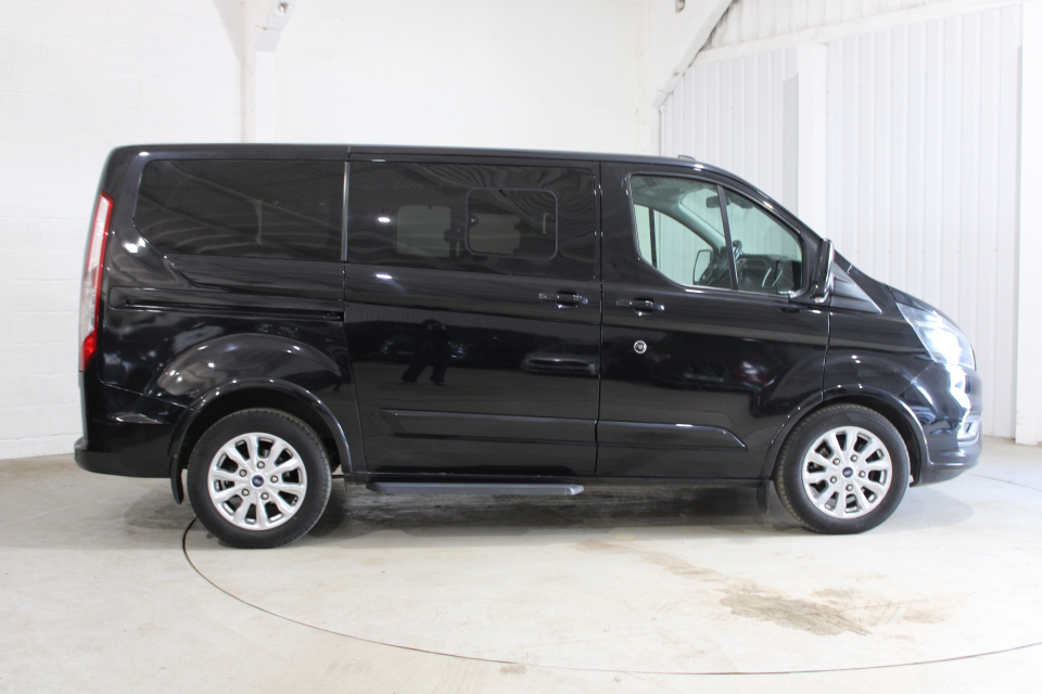 Ford Tourneo Custom 
