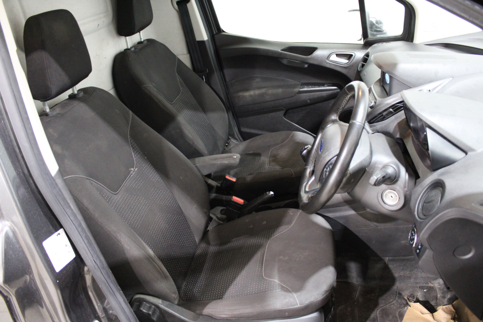 Ford Transit Courier 