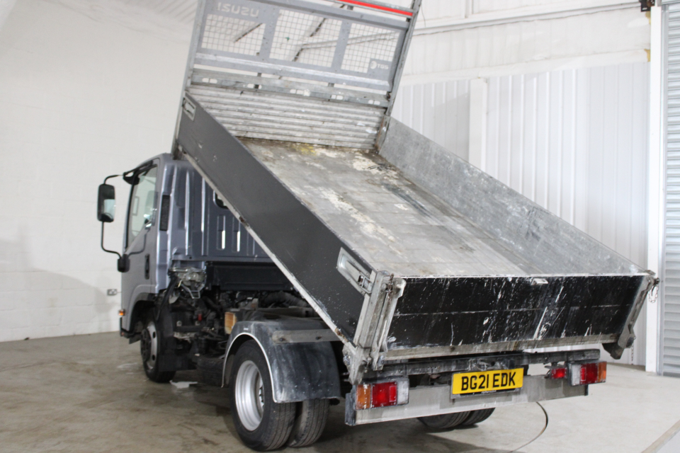 Isuzu Grafter 