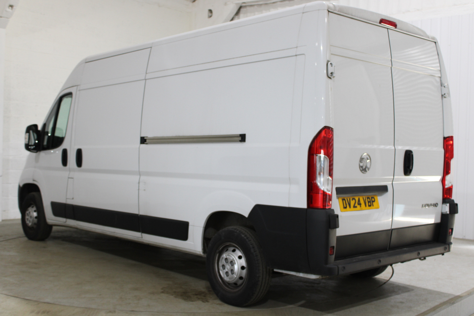 VAUXHALL MOVANO 