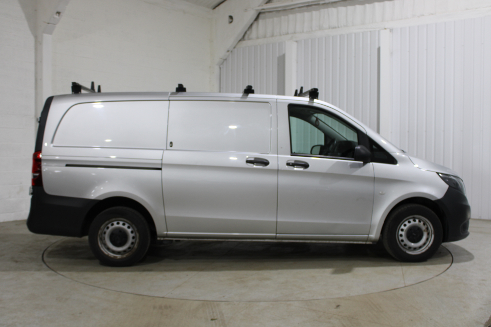 MERCEDES-BENZ VITO 