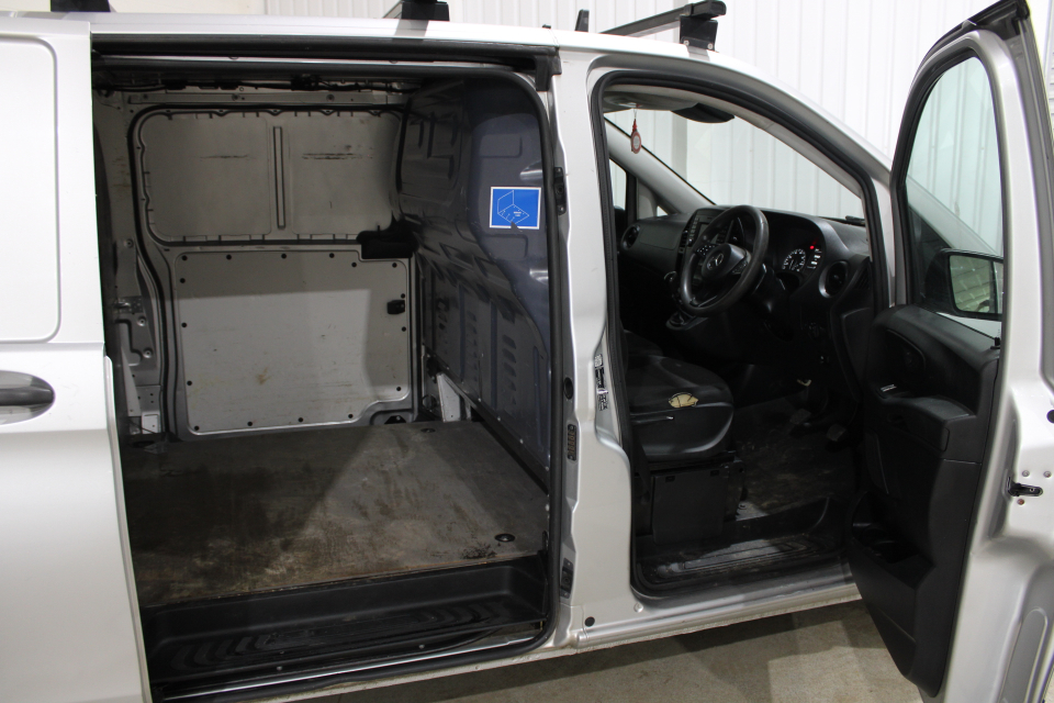 MERCEDES-BENZ VITO 