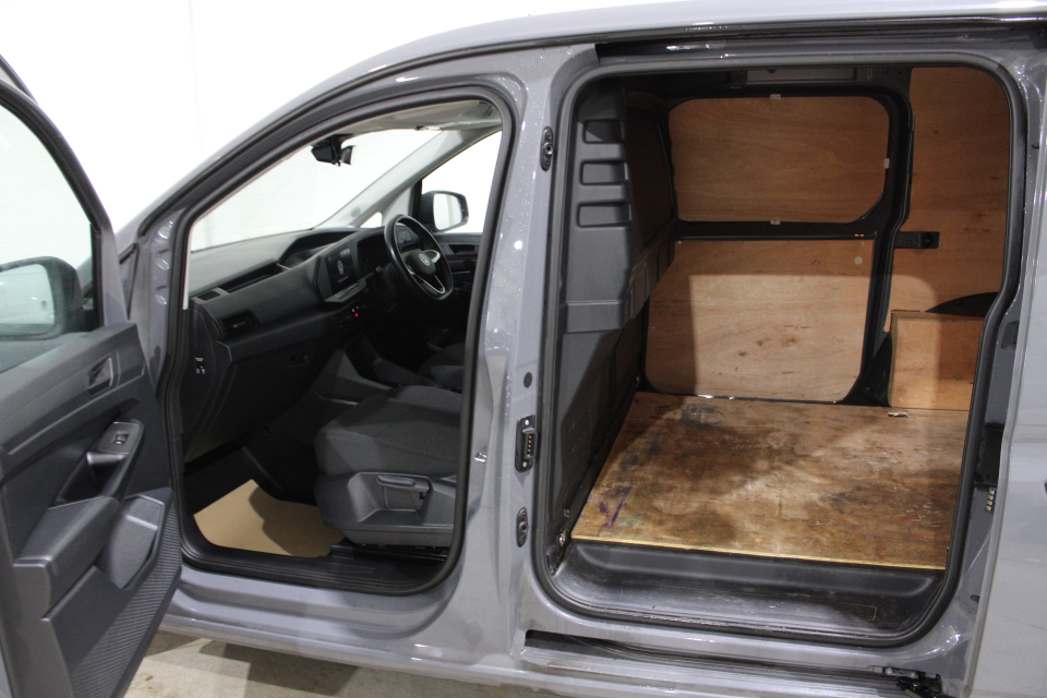 VOLKSWAGEN CADDY 