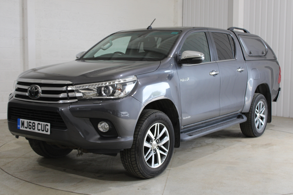 TOYOTA HILUX 