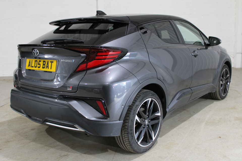 TOYOTA C-HR 