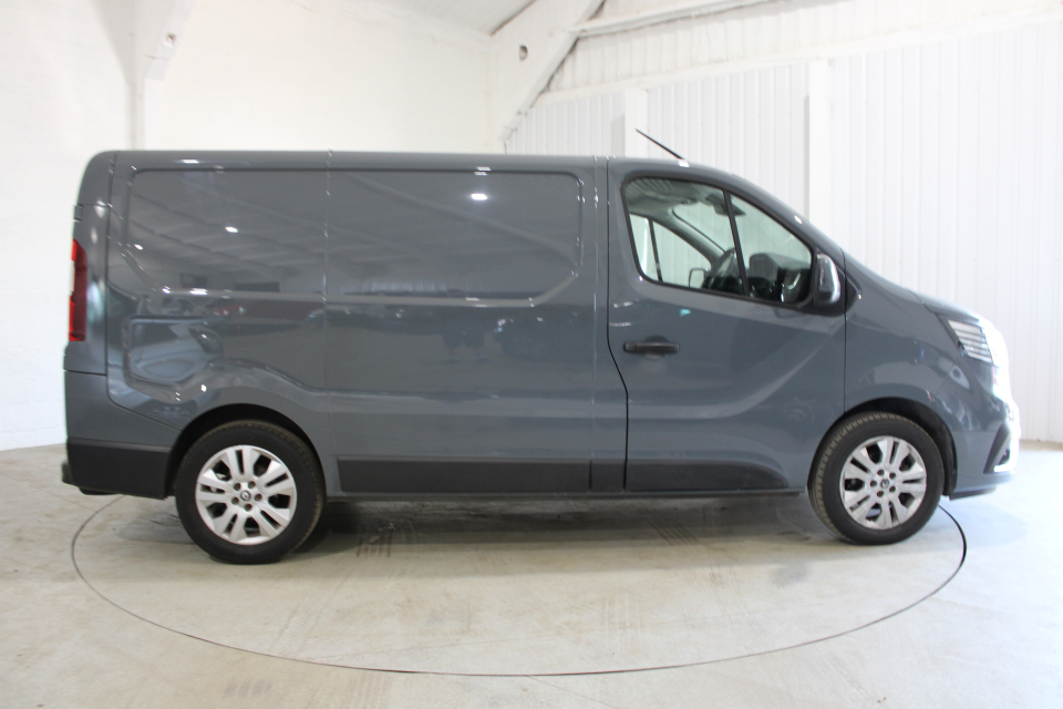 RENAULT TRAFIC 