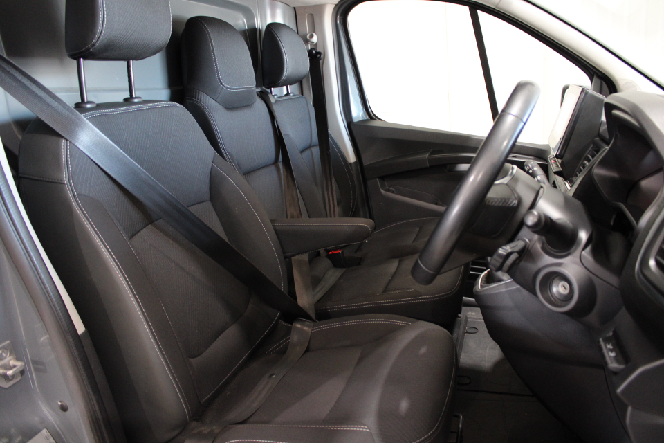 RENAULT TRAFIC 