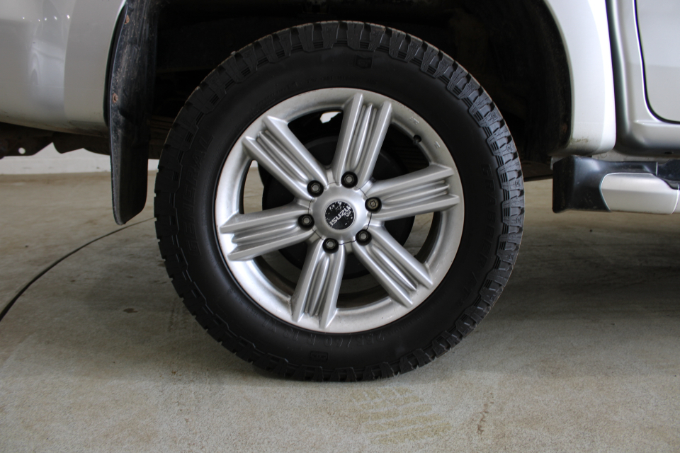 Isuzu D-Max 