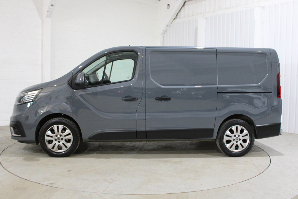RENAULT TRAFIC 