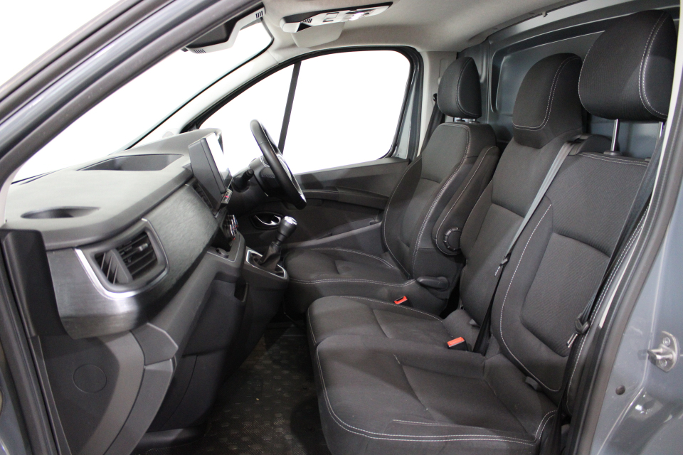 RENAULT TRAFIC 