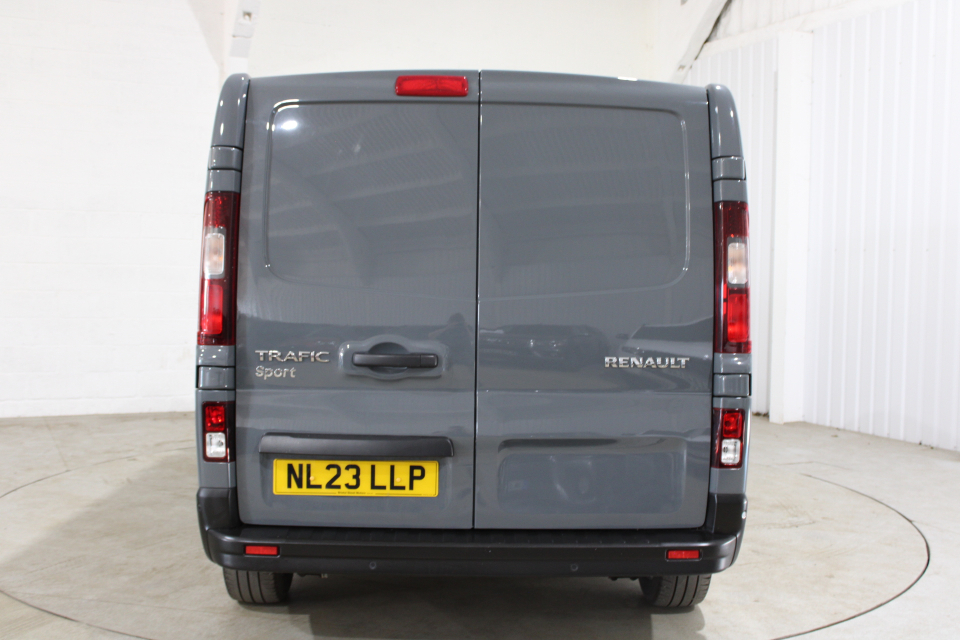 RENAULT TRAFIC 
