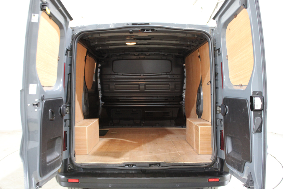 RENAULT TRAFIC 
