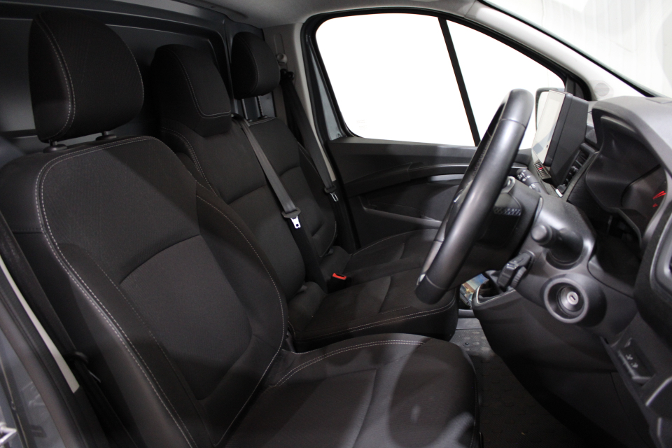 RENAULT TRAFIC 