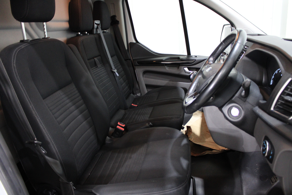 FORD TRANSIT CUSTOM 