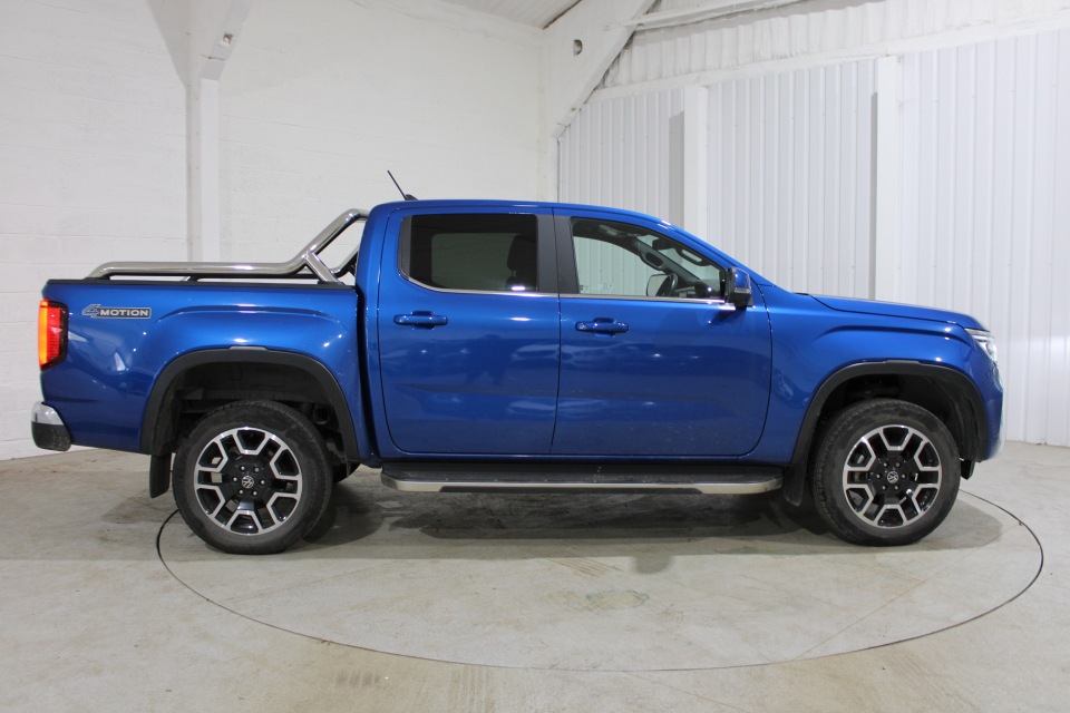 VOLKSWAGEN AMAROK 