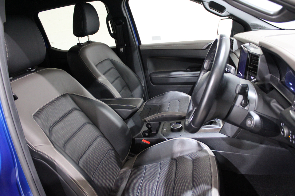 VOLKSWAGEN AMAROK 