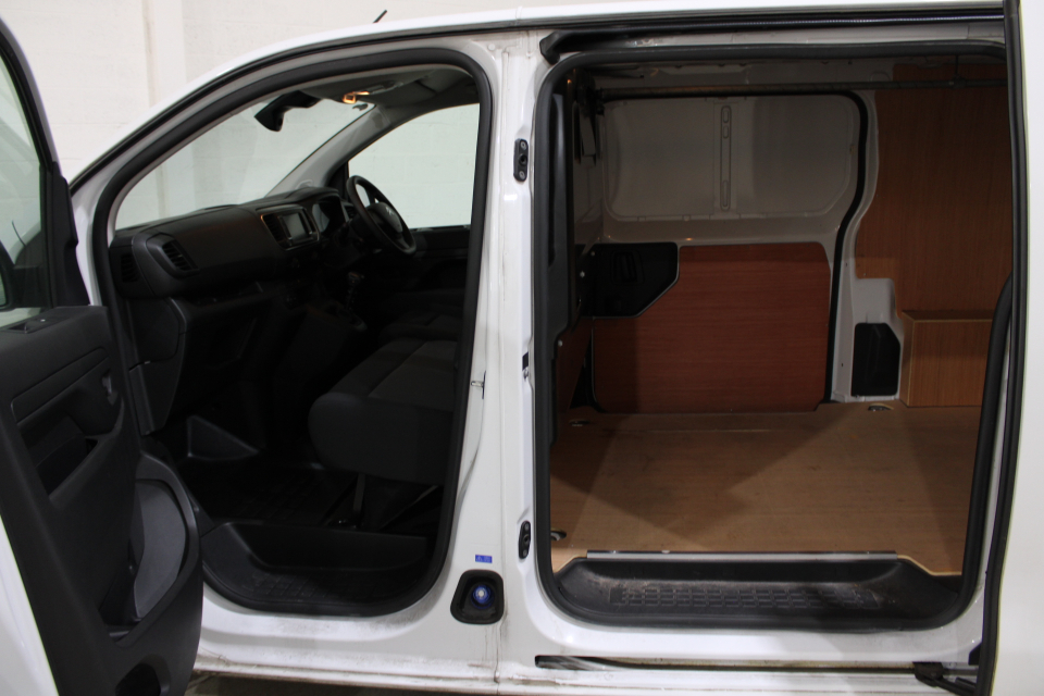 Citroen Dispatch 