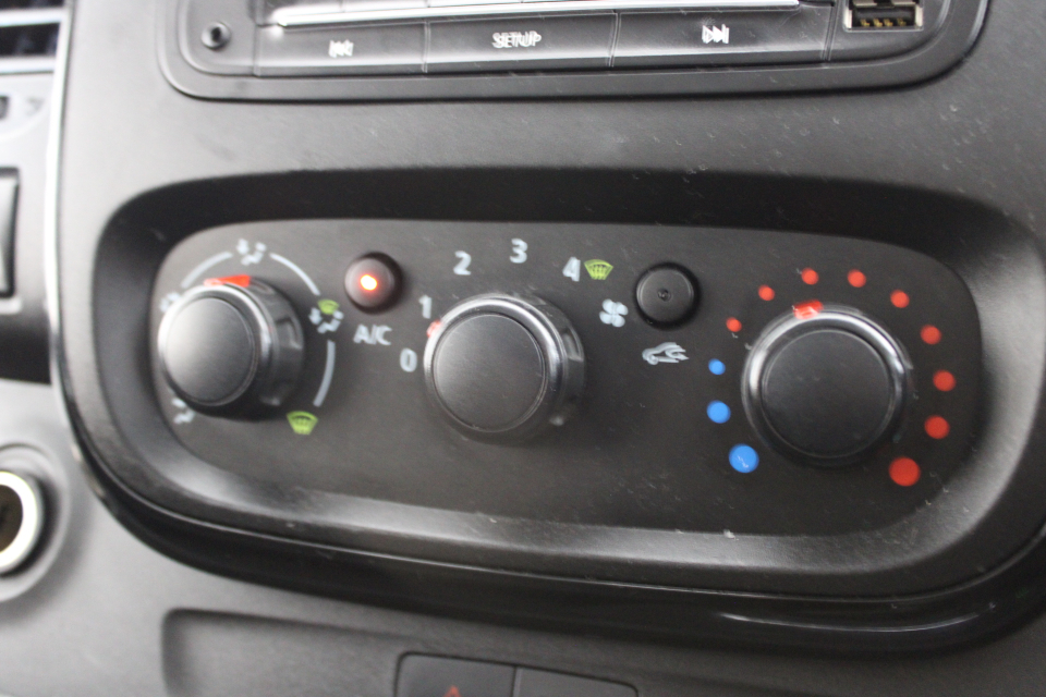 Vauxhall Vivaro 