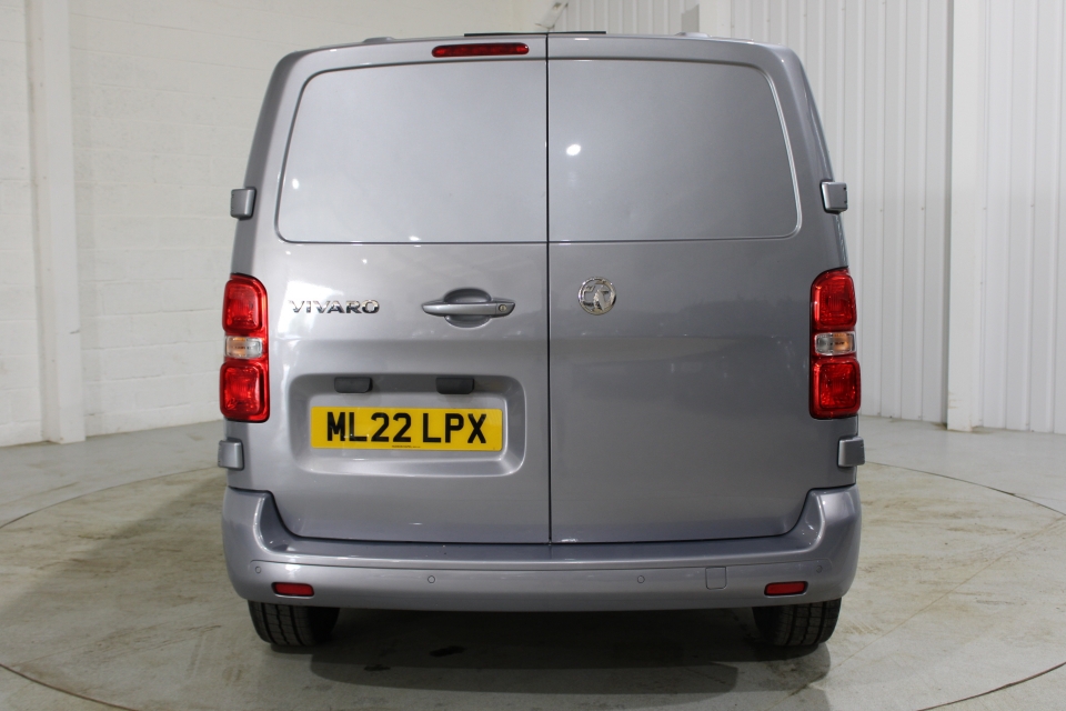 VAUXHALL VIVARO 