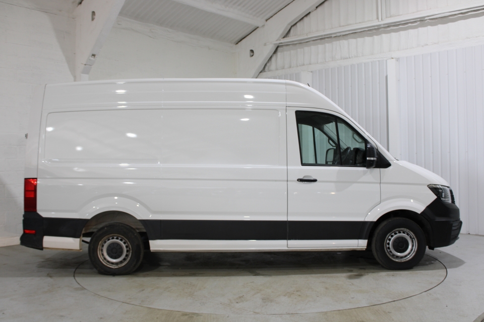 VOLKSWAGEN CRAFTER 