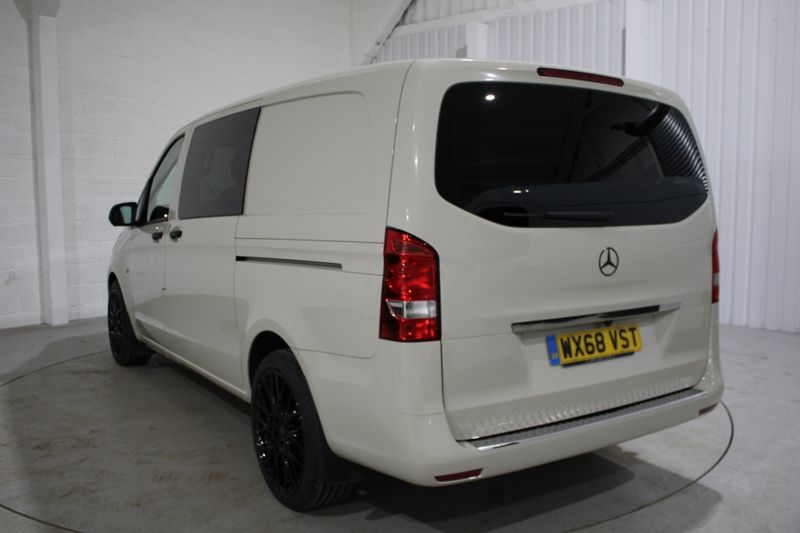 MERCEDES-BENZ VITO 