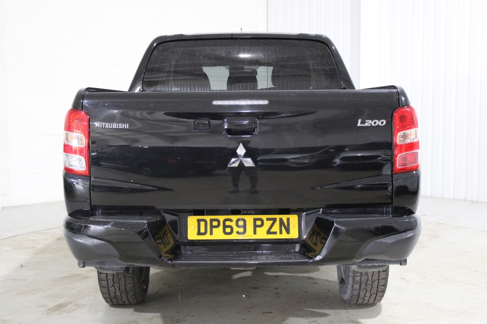 Mitsubishi L200 