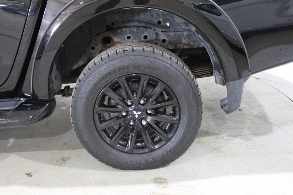 Mitsubishi L200 
