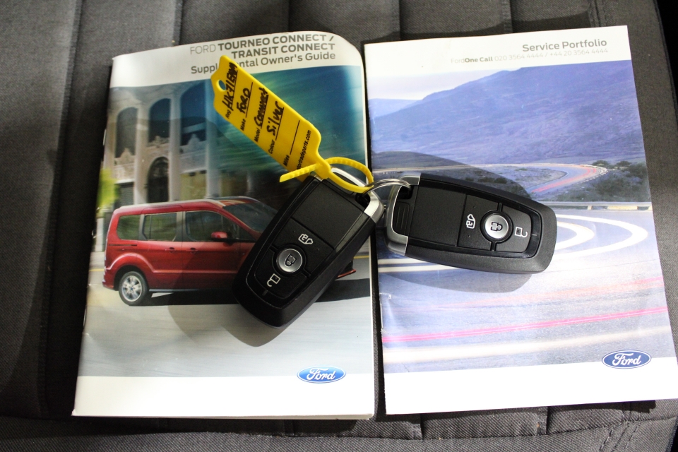 Ford Transit Connect 